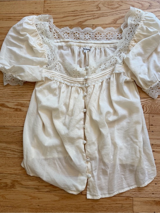 Reformation Tops - Reformation Wanda top